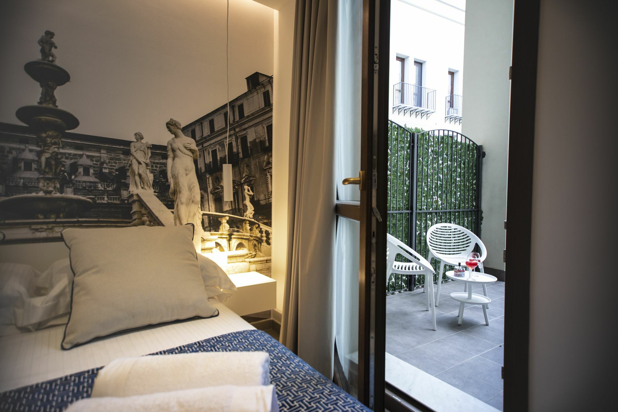 Suite Quaroni Палермо Экстерьер фото